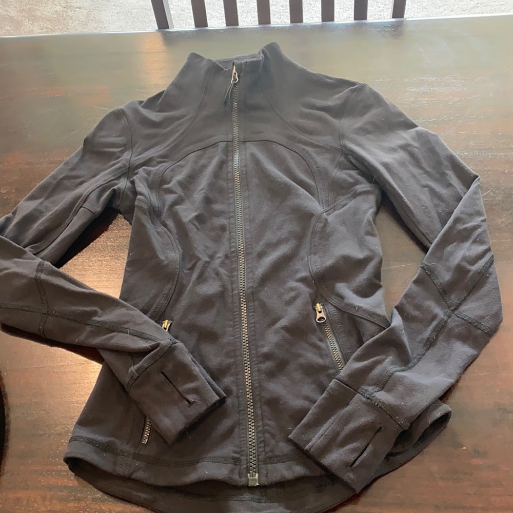 Lululemon define jacket size 2 - used